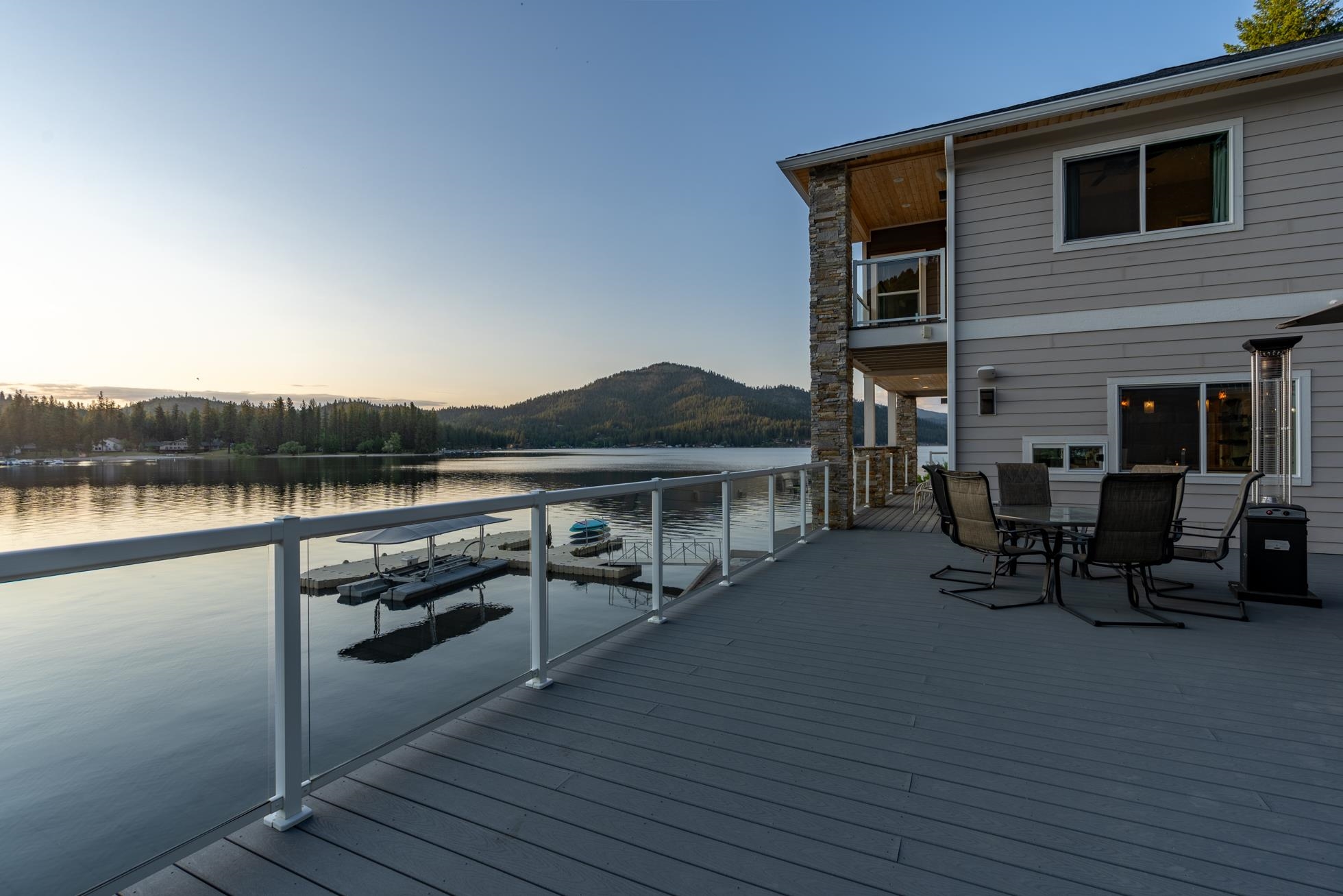Loon Lake, Washington, 99148, United States, 5 Bedrooms Bedrooms, ,5 BathroomsBathrooms,Residential,For Sale,1924422