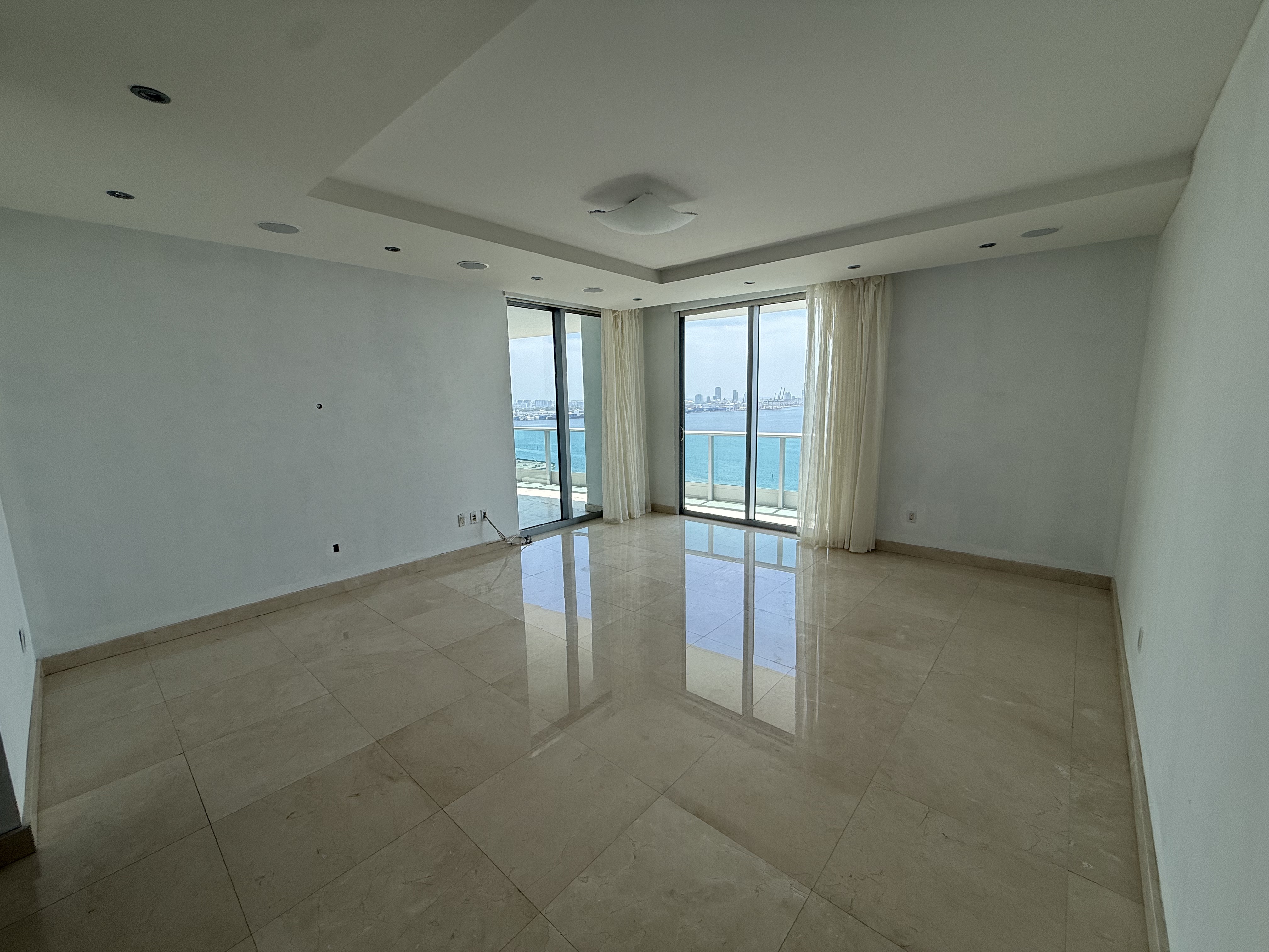  1331 Brickell Bay Drive, Miami, FL 33131 - 物件實景