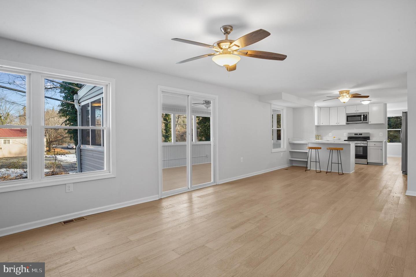 Riva, Maryland, 21140, United States, 4 Bedrooms Bedrooms, ,3 BathroomsBathrooms,Residential,For Sale,1993297