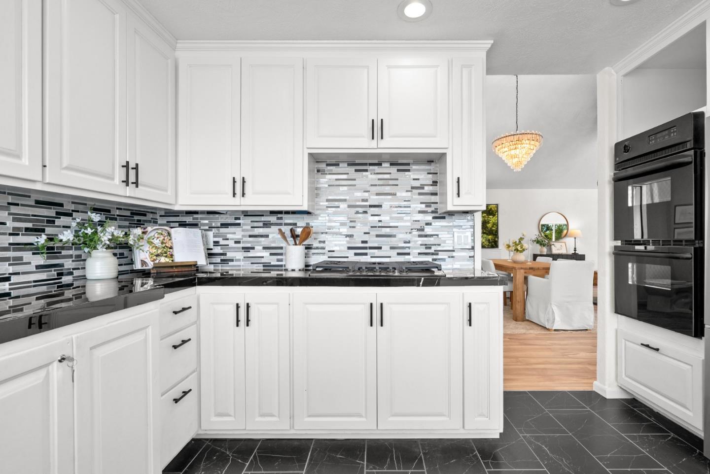 Aptos, California, 95003, United States, 5 Bedrooms Bedrooms, ,3 BathroomsBathrooms,Residential,For Sale,1895468