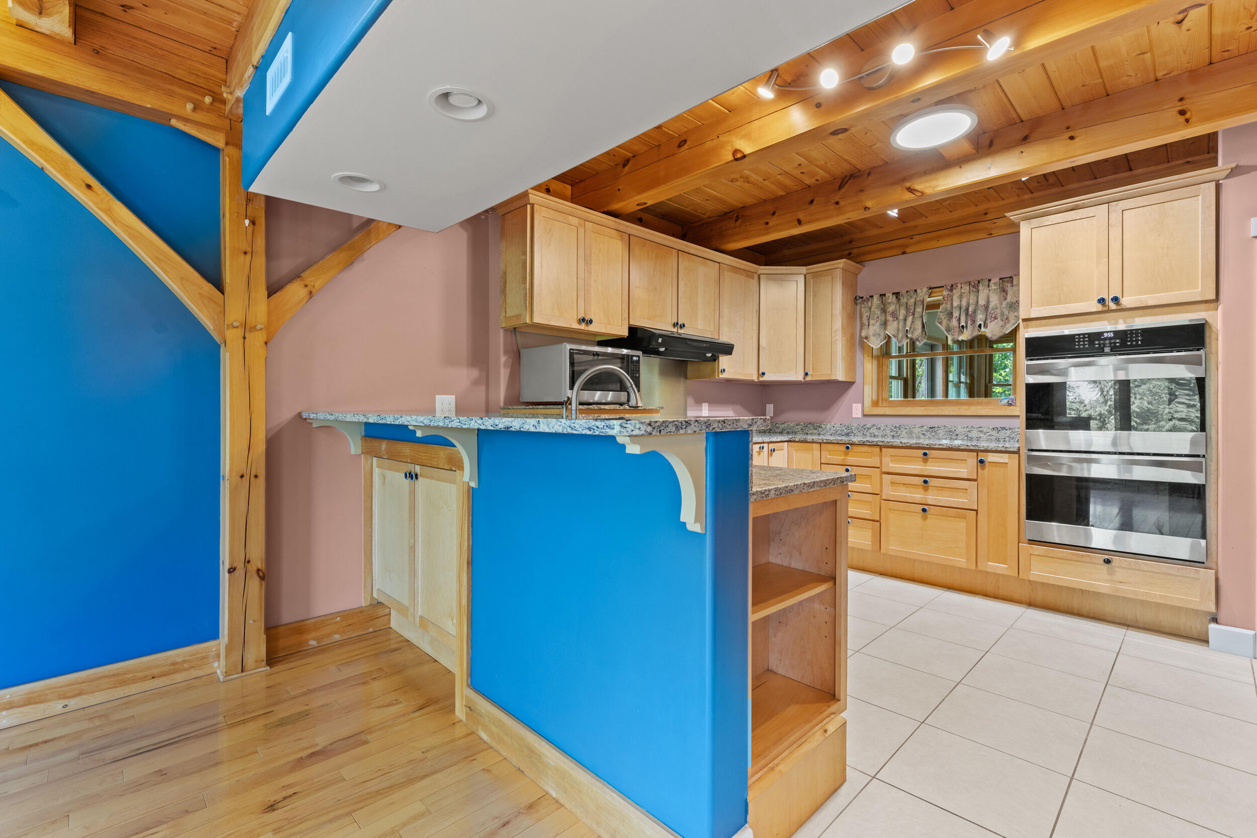 Windham, Maine, 04062, United States, 3 Bedrooms Bedrooms, ,4 BathroomsBathrooms,Residential,For Sale,1937682