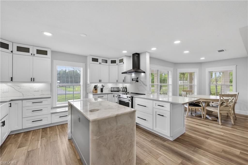 North Fort Myers, Florida, 33917, United States, 3 Bedrooms Bedrooms, ,2 BathroomsBathrooms,Residential,For Sale,2001976