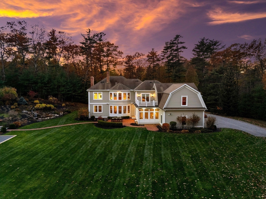 Boxford, Massachusetts, 01921, United States, 5 Bedrooms Bedrooms, ,7 BathroomsBathrooms,Residential,For Sale,1987688