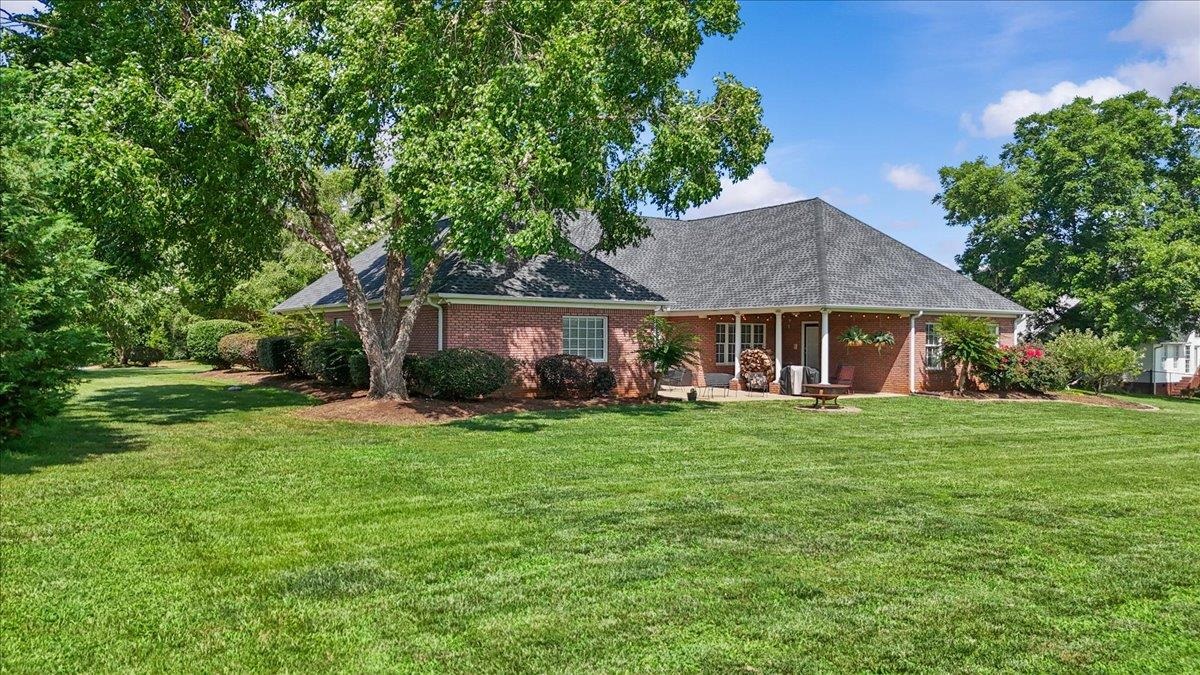 Cowpens, South Carolina, 29330, United States, 5 Bedrooms Bedrooms, ,3 BathroomsBathrooms,Residential,For Sale,1915597