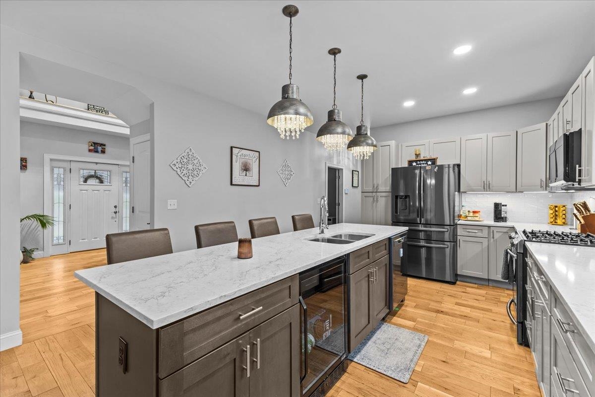 Swanton, Vermont, 05488, United States, 4 Bedrooms Bedrooms, ,3 BathroomsBathrooms,Residential,For Sale,2000058