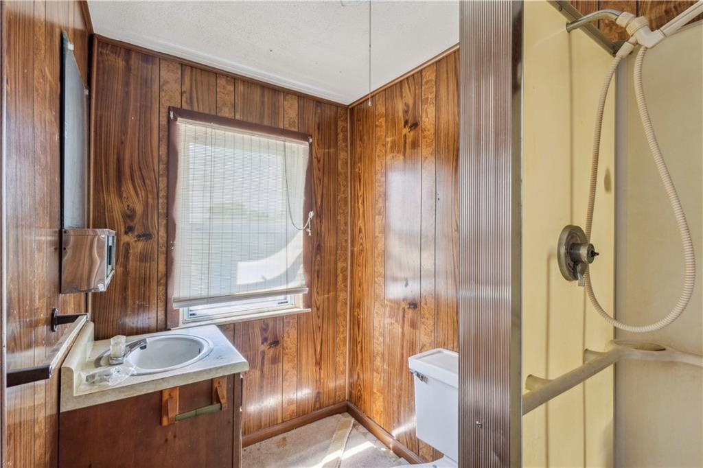 Providence, Rhode Island, 02905, United States, 6 Bedrooms Bedrooms, ,3 BathroomsBathrooms,Residential,For Sale,1928743