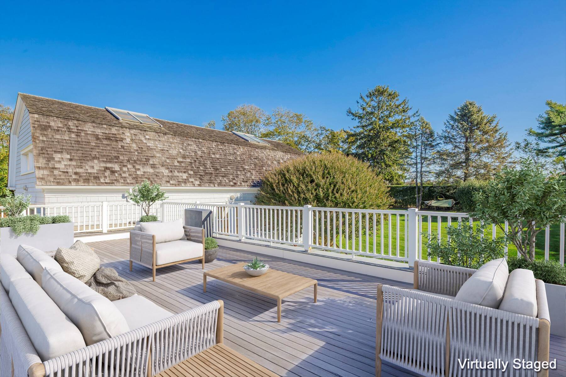  338 N MAIN ST - 物件實景