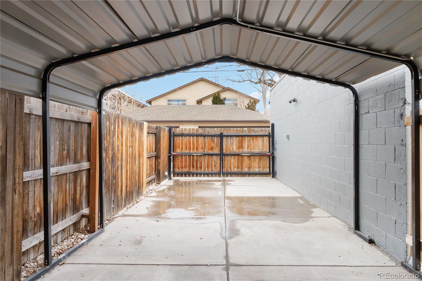 Denver, Colorado, 80210, United States, 2 Bedrooms Bedrooms, ,1 BathroomBathrooms,Residential,For Sale,1907013