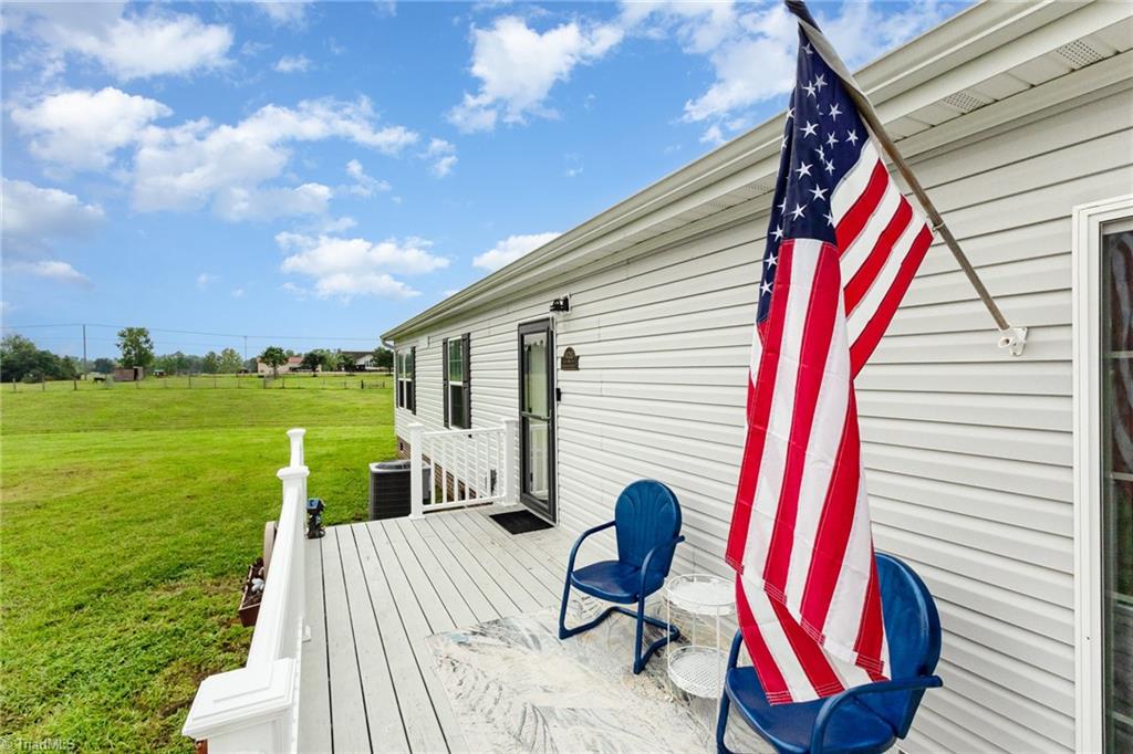 Burlington, North Carolina, 27217, United States, 3 Bedrooms Bedrooms, ,3 BathroomsBathrooms,Residential,For Sale,1908926