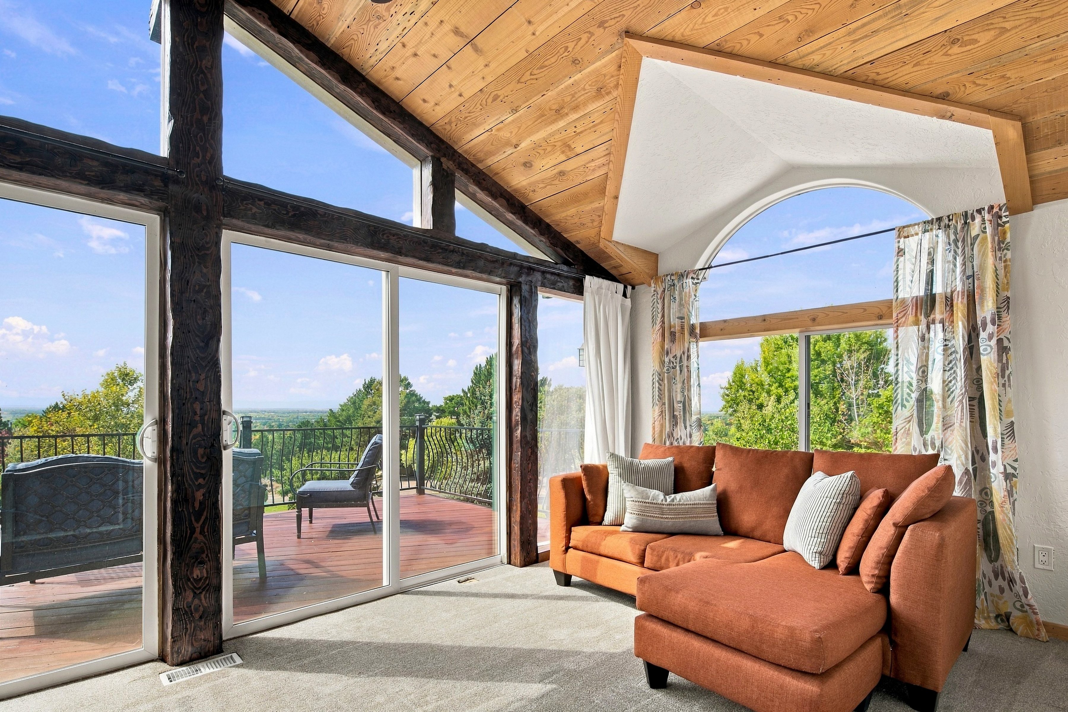  Architectural Foothills Retreat with Valley Views & Direct Trail Access - 物件實景