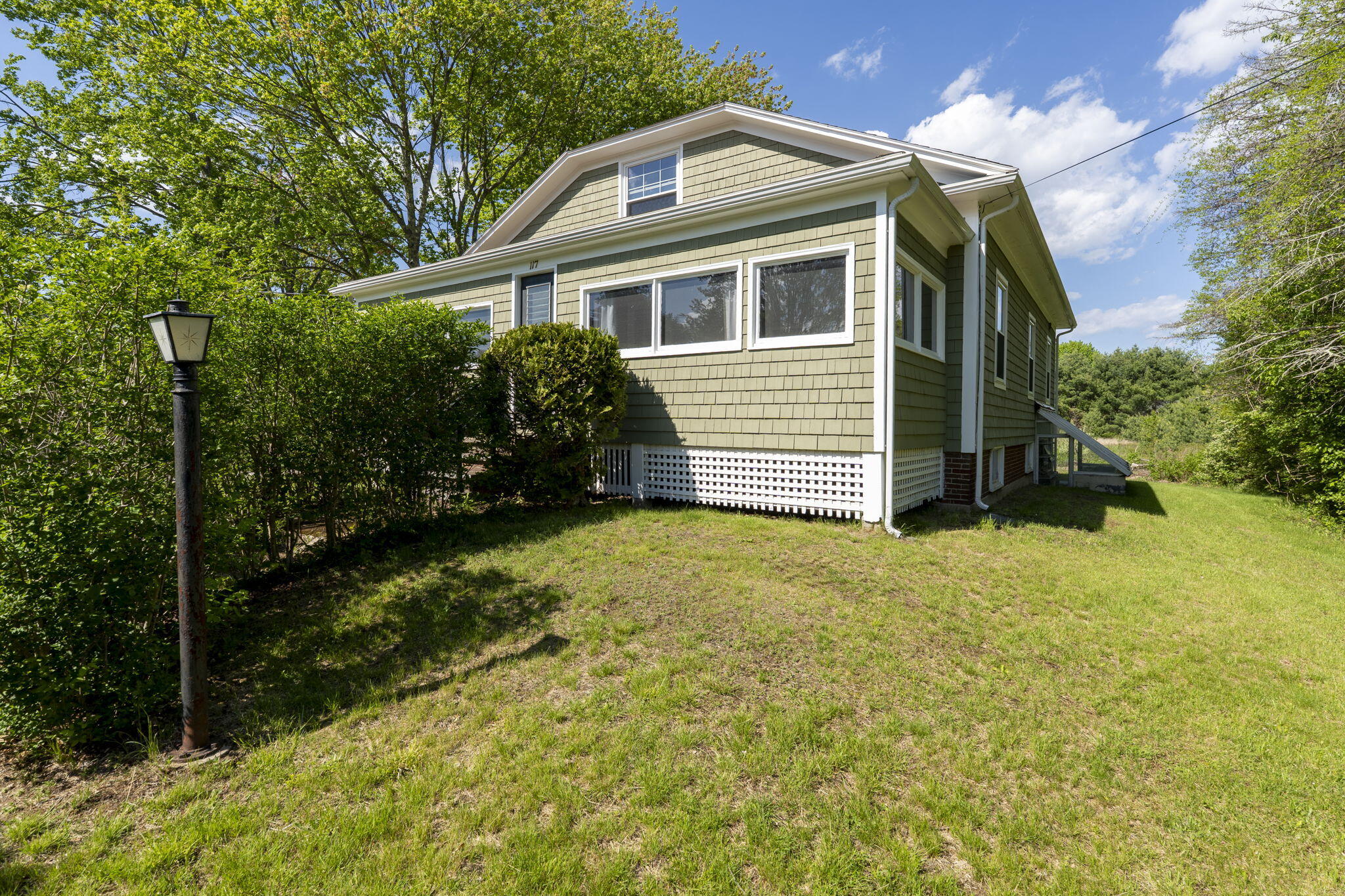 Kennebunk, Maine, 04043, United States, 3 Bedrooms Bedrooms, ,2 BathroomsBathrooms,Residential,For Sale,2048966