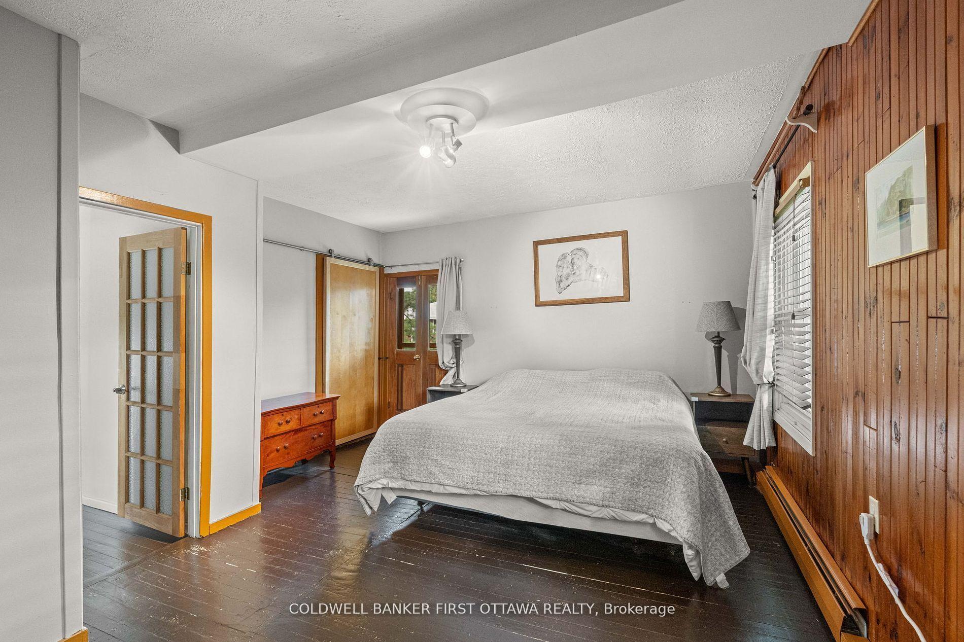 BRITANNIA - LINCOLN HEIGHTS AND AREA, Ontario, K2B 6Y5, CA, 3 Bedrooms Bedrooms, ,Residential,For Sale,1950856
