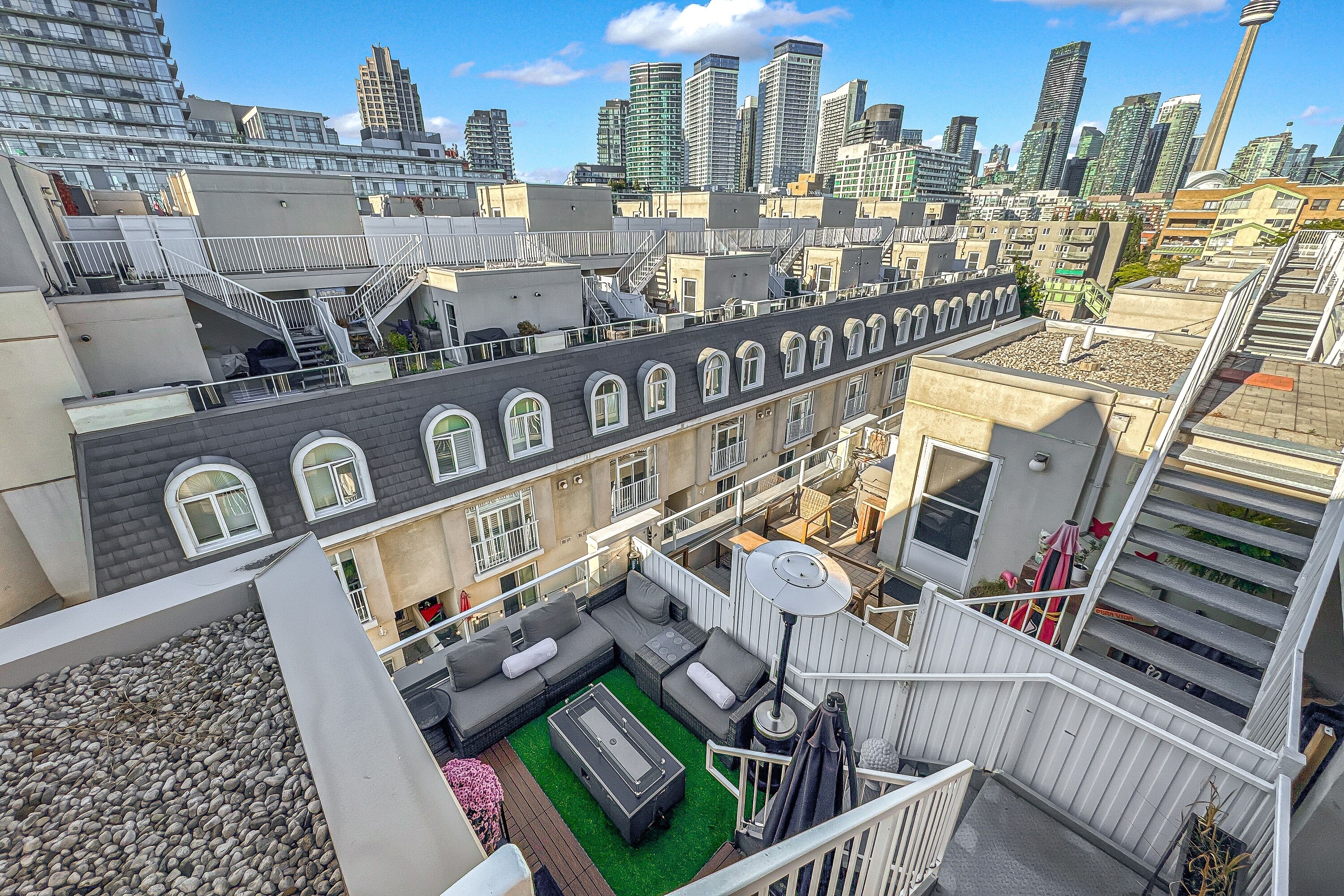  South Beach Marina Townhomes - 物件實景