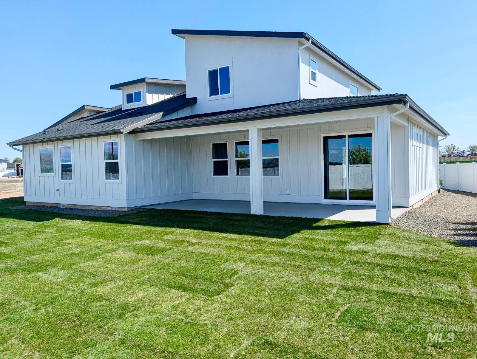 Meridian, Idaho, 83642, United States, 4 Bedrooms Bedrooms, ,3 BathroomsBathrooms,Residential,For Sale,1767923
