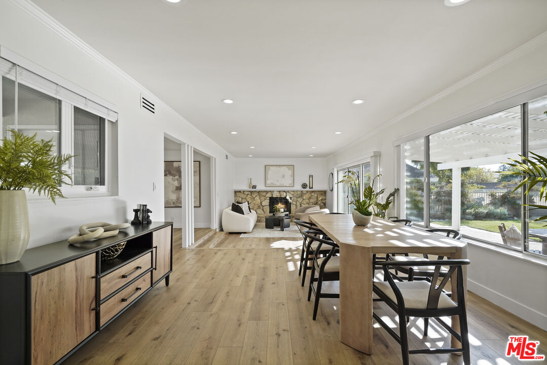 Porter Ranch, California, 91326, United States, 3 Bedrooms Bedrooms, ,2 BathroomsBathrooms,Residential,For Sale,1989253