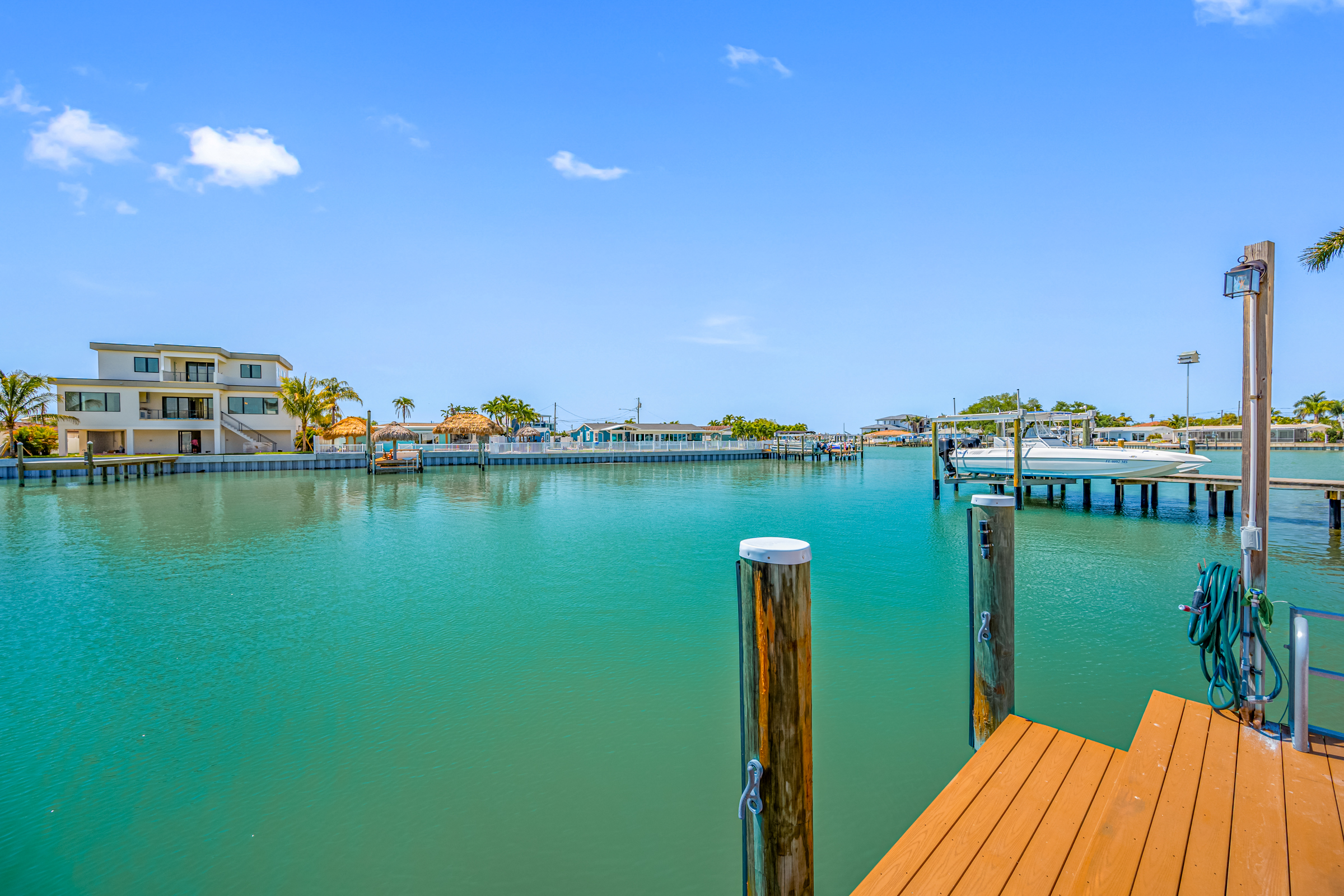 St Petersburg, Florida, 33707, United States, 3 Bedrooms Bedrooms, ,2 BathroomsBathrooms,Residential,For Sale,2034838