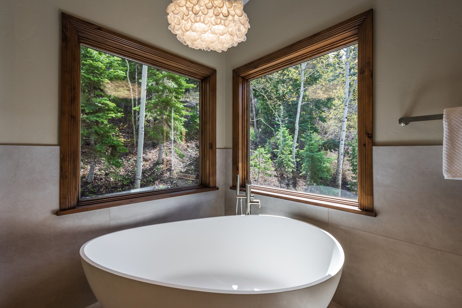  Nature-Inspired Living in the Heart of Park City