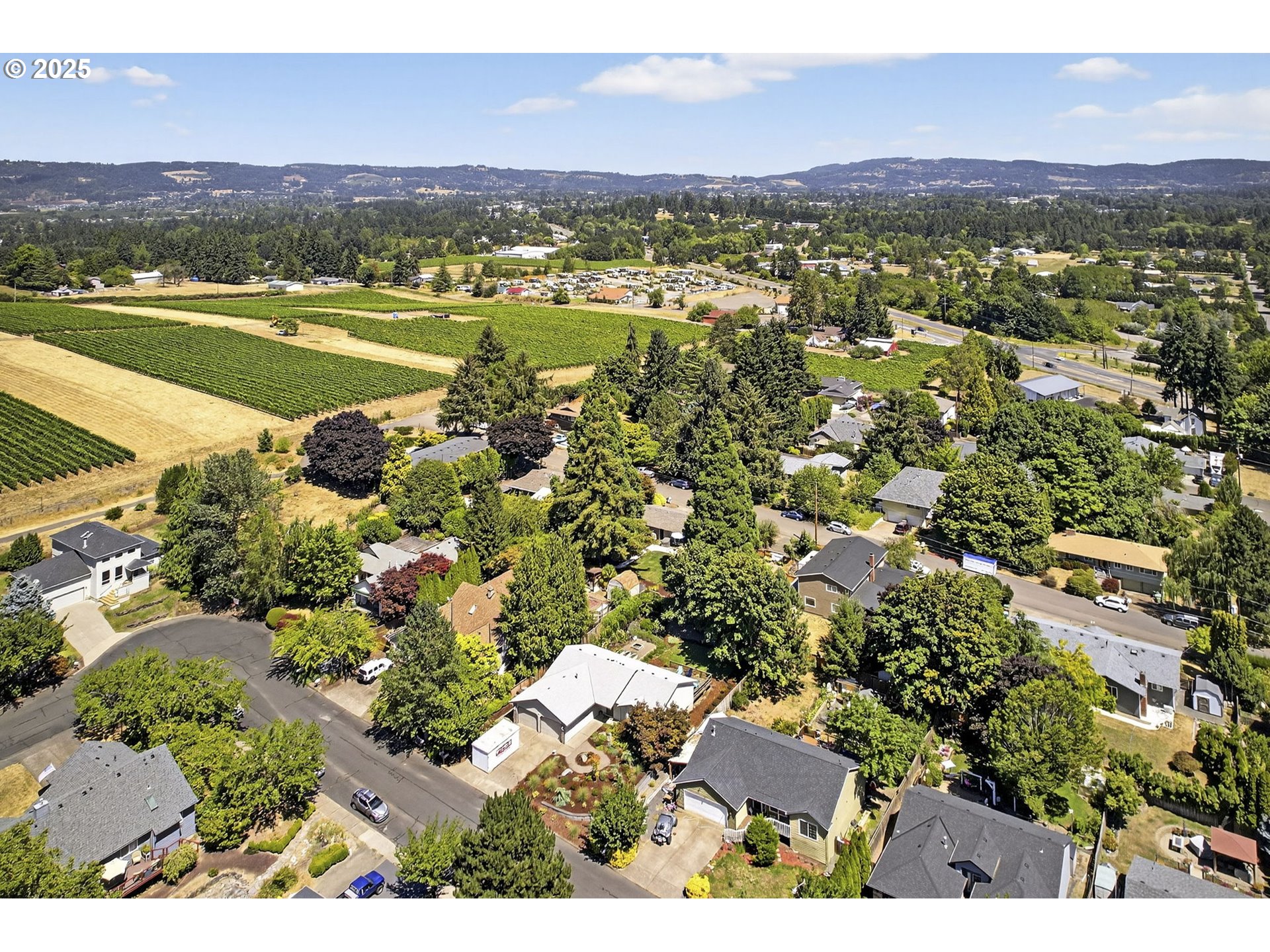 Dundee, Oregon, 97115, United States, 3 Bedrooms Bedrooms, ,2 BathroomsBathrooms,Residential,For Sale,1903917
