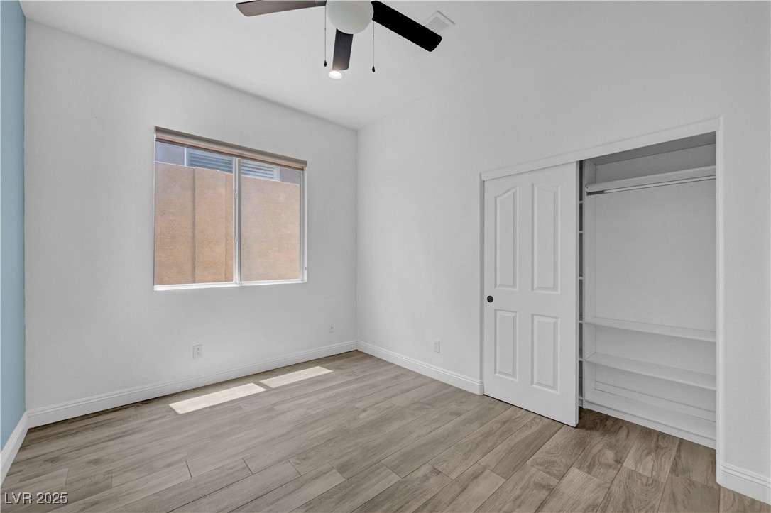 Henderson, Nevada, 89052, United States, 5 Bedrooms Bedrooms, ,2 BathroomsBathrooms,Residential,For Sale,1897207