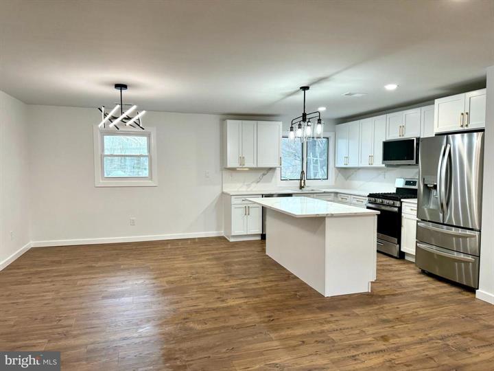 Lawrence, New Jersey, 08648, United States, 4 Bedrooms Bedrooms, ,3 BathroomsBathrooms,Residential,For Sale,1930048