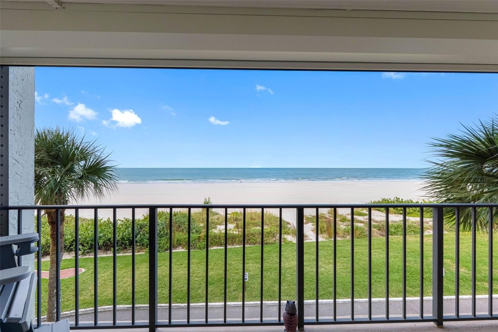 CLEARWATER BEACH, Florida, 33767, United States, 2 Bedrooms Bedrooms, ,2 BathroomsBathrooms,Residential,For Sale,2005521