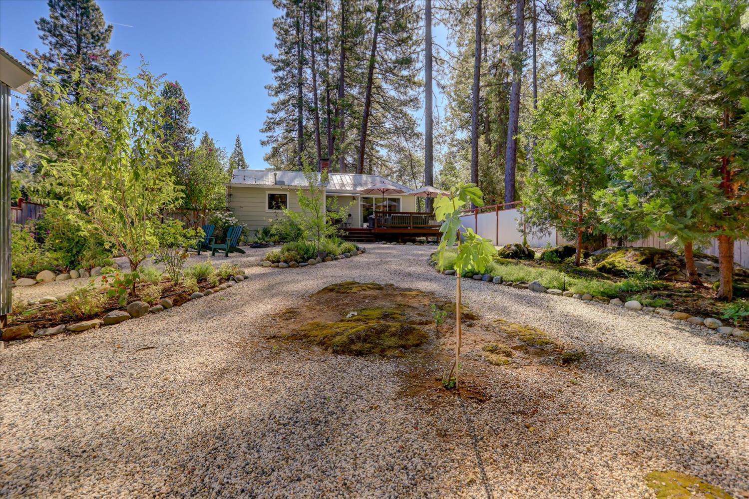 Nevada City, California, 95959, United States, 2 Bedrooms Bedrooms, ,1 BathroomBathrooms,Residential,For Sale,1982930