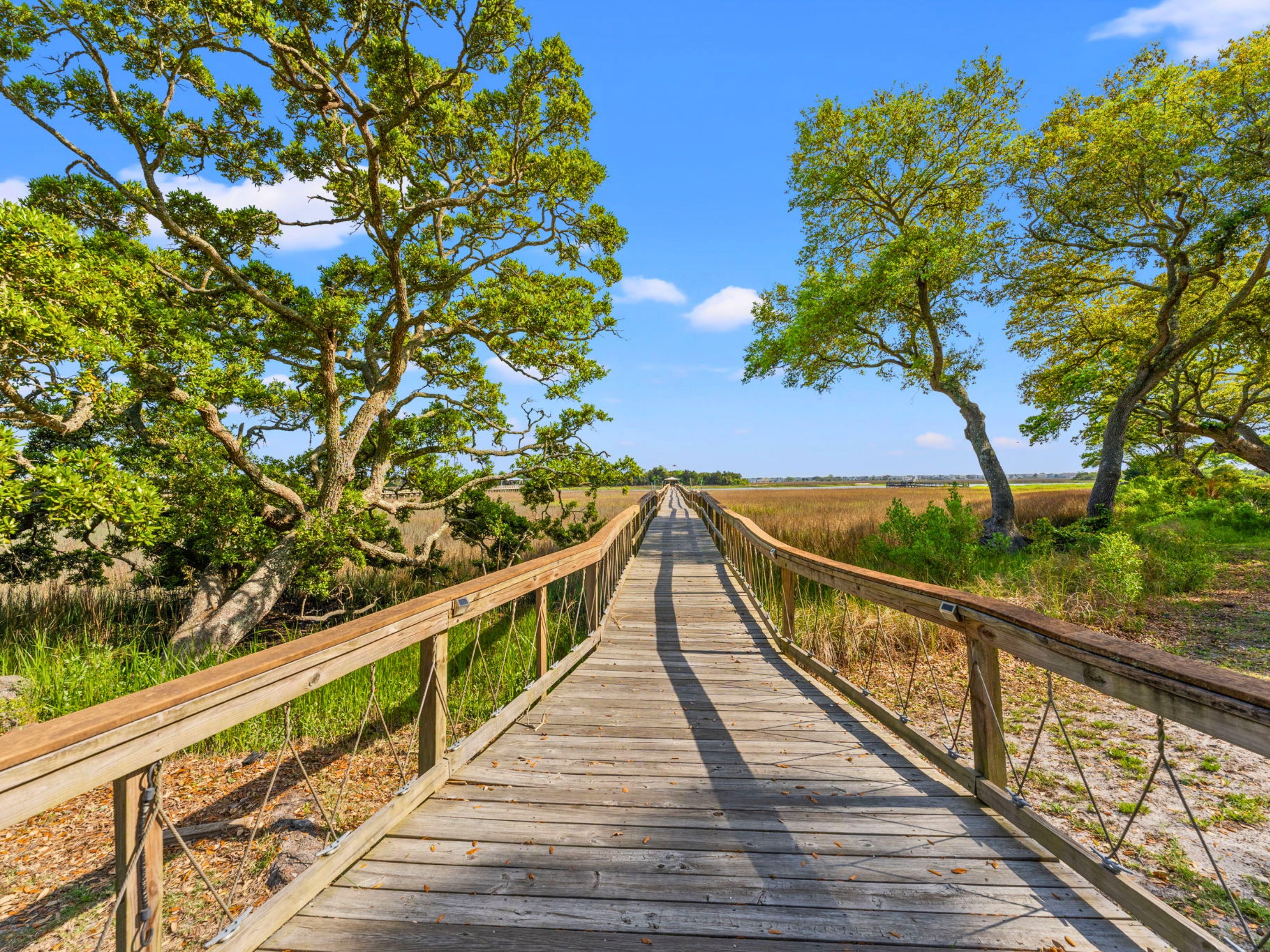  404 Shoreline Drive East, Sunset Beach, NC 28468 - 物件實景