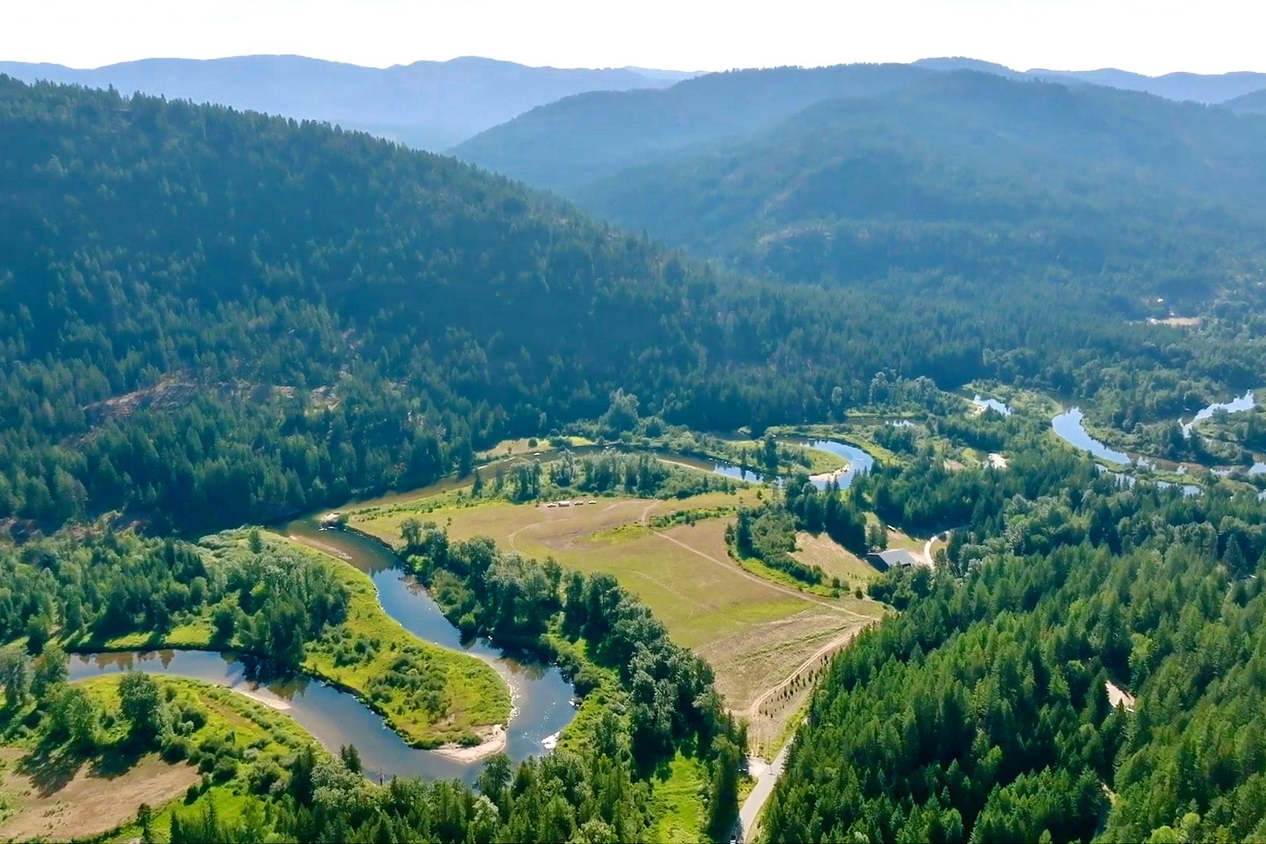  NNA Lower Pack River Rd - 物件實景