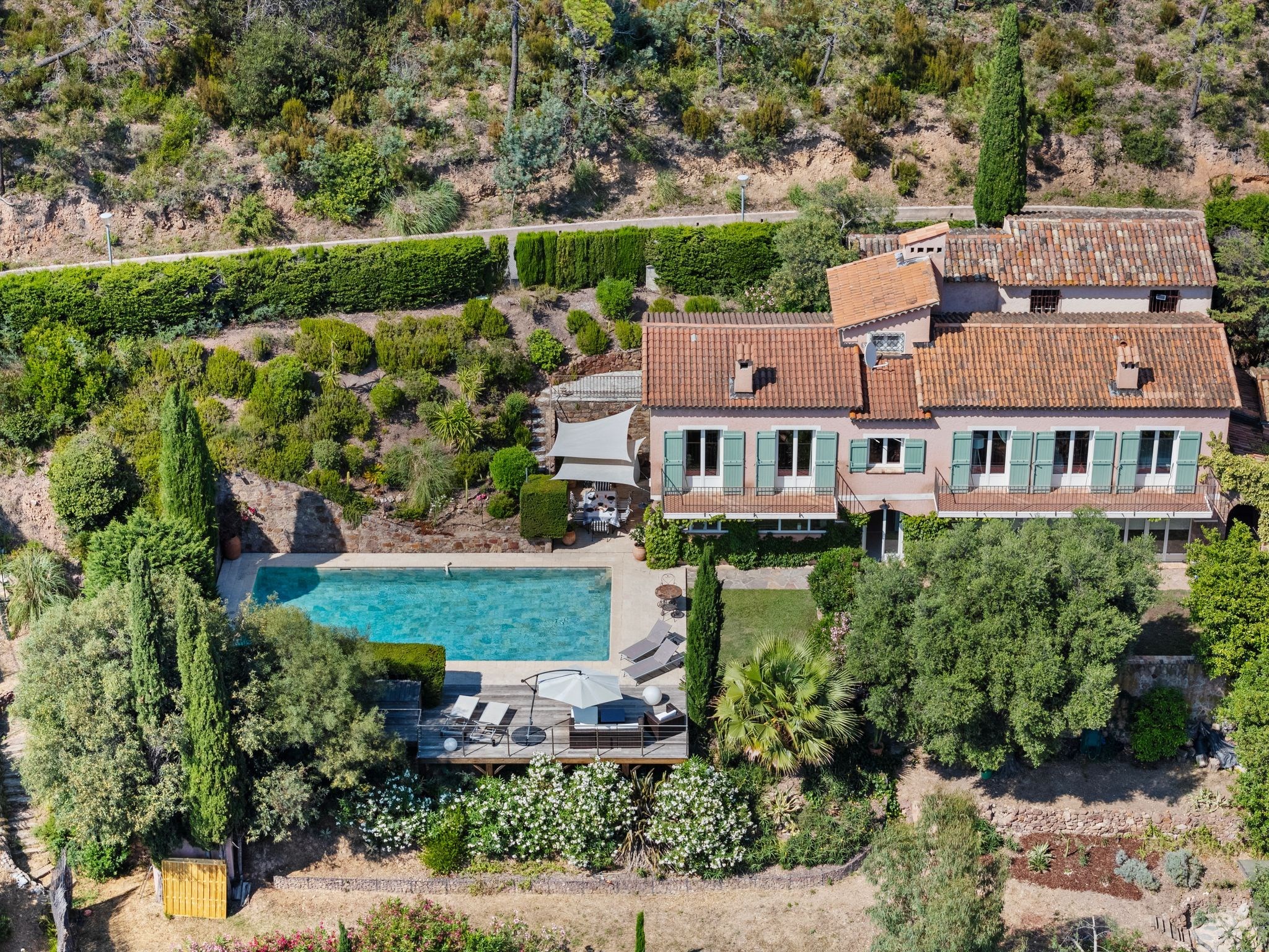  Théoule-sur-Mer elegant provençal villa in a serene natural setting - 物件實景