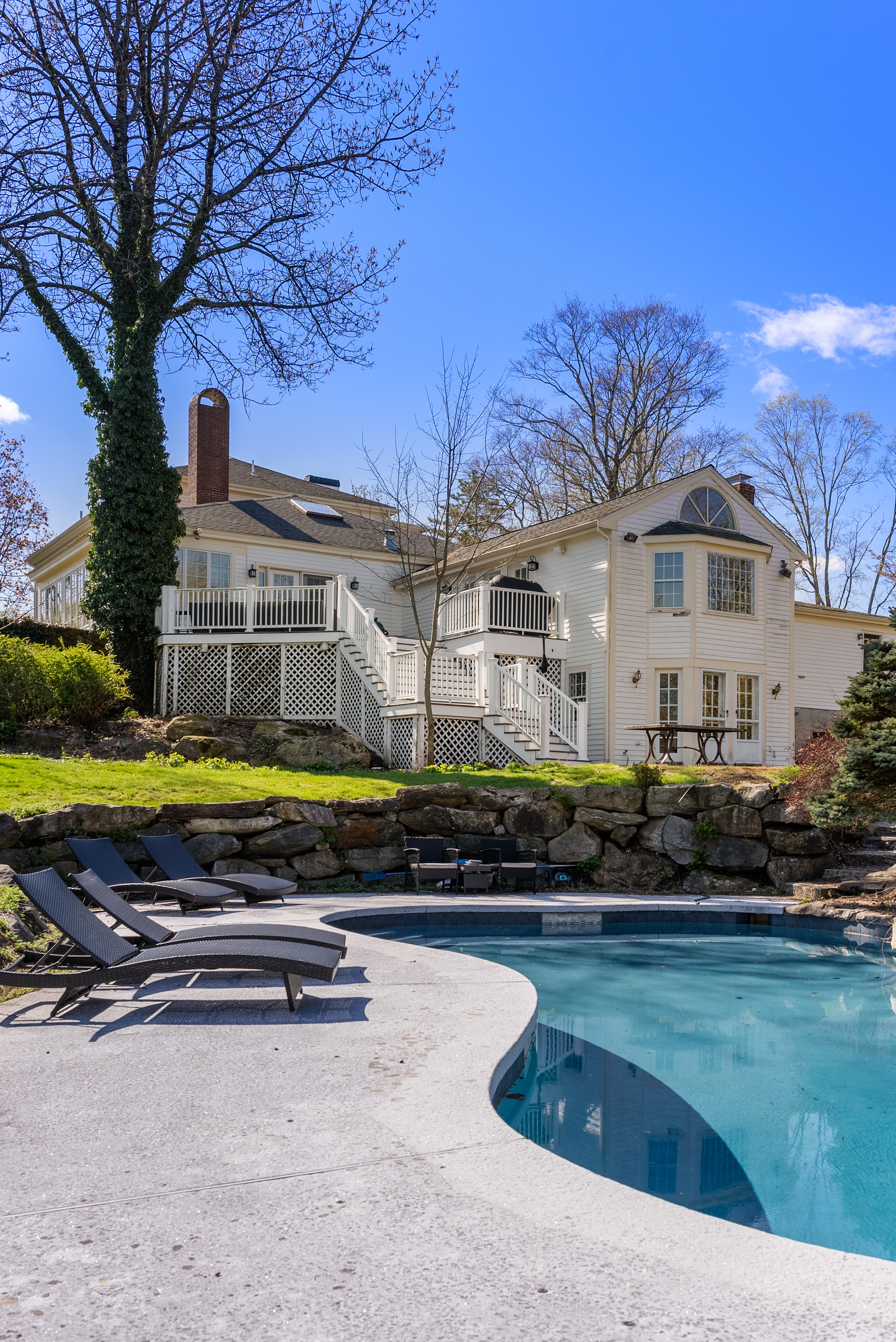  8 Washington Street, Sherborn, MA, 01770 - 物件實景