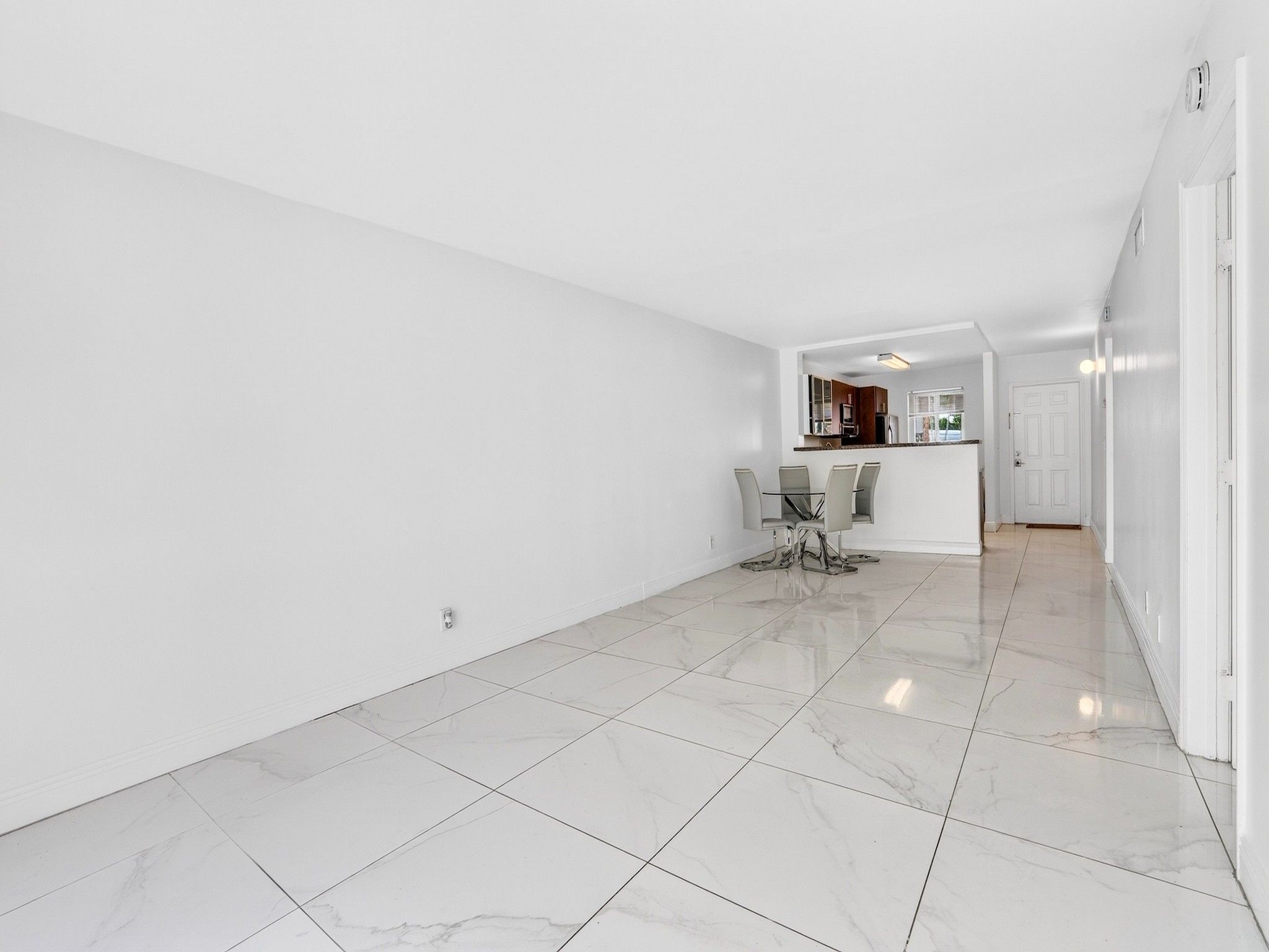  840 Pine Drive, Pompano Beach, FL, 33060 - 物件實景
