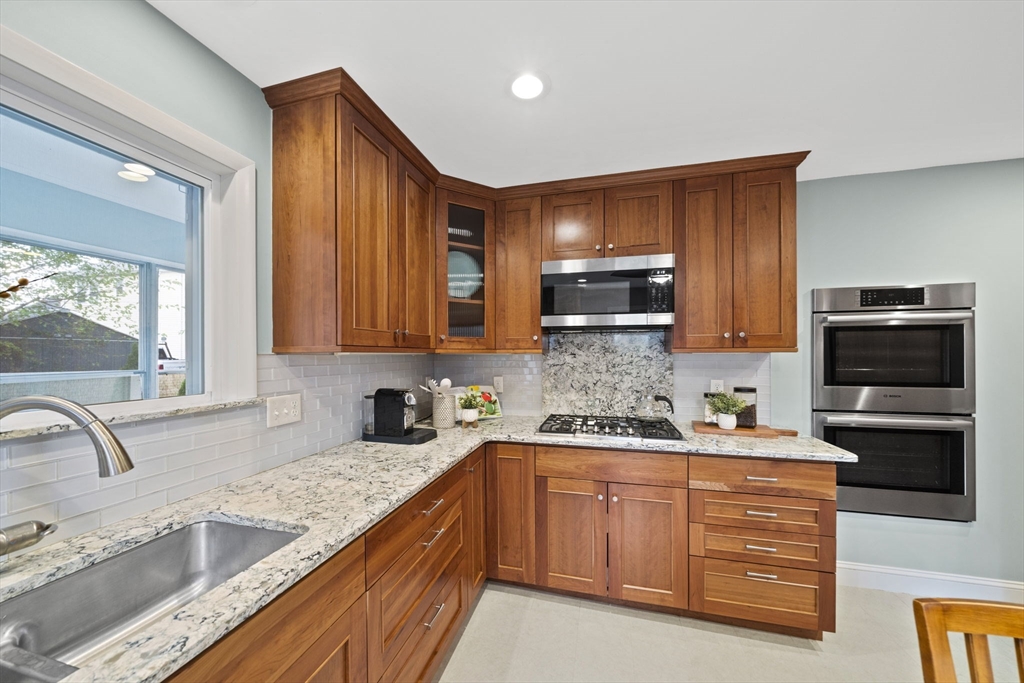 Newton, Massachusetts, 02458, United States, 3 Bedrooms Bedrooms, ,2 BathroomsBathrooms,Residential,For Sale,1939468