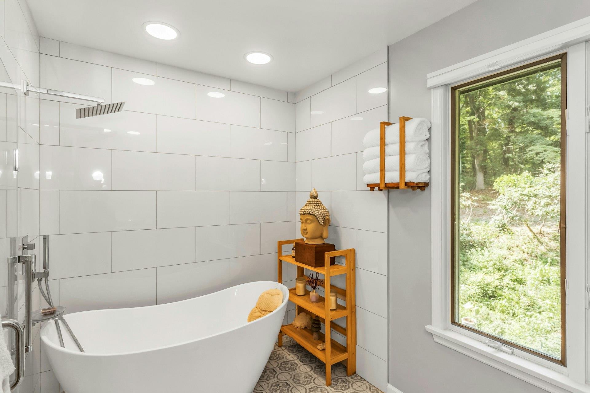 Northport, New York, 11768, United States, 3 Bedrooms Bedrooms, ,2 BathroomsBathrooms,Residential,For Sale,1892901