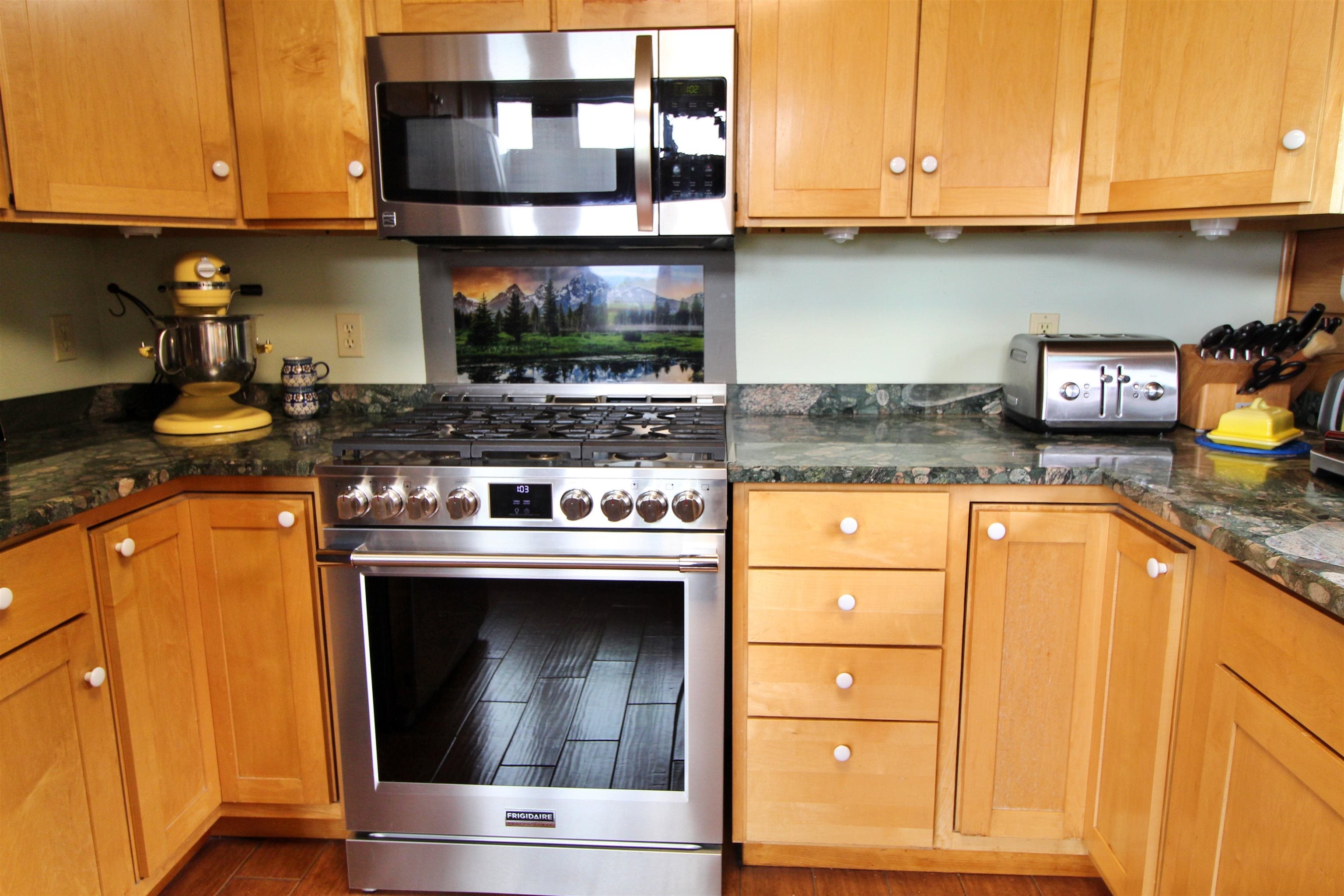 Grand Isle, Vermont, 05458, United States, 2 Bedrooms Bedrooms, ,Residential,For Sale,1828105