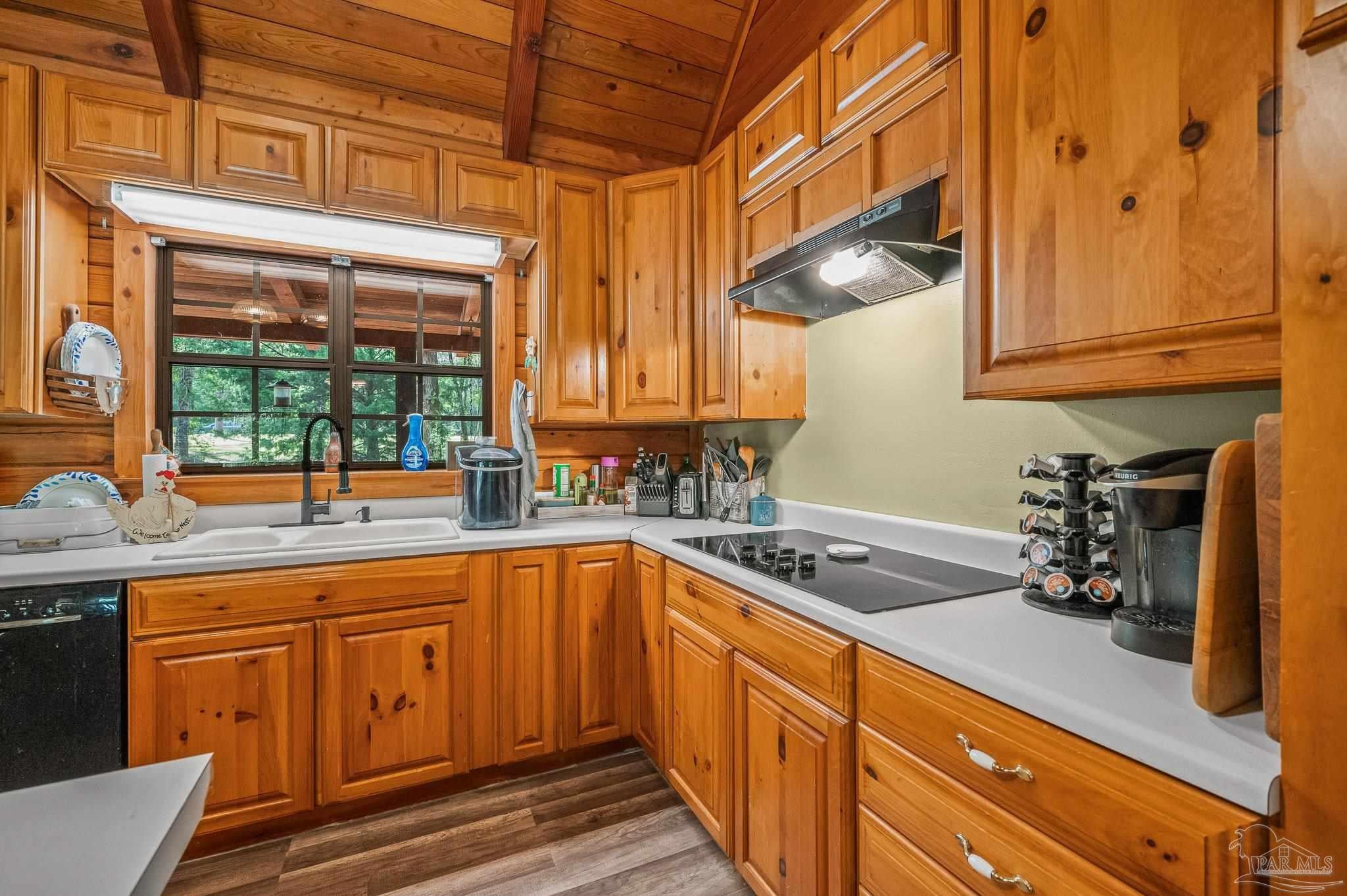 Molino, Florida, 32577, United States, 4 Bedrooms Bedrooms, ,3 BathroomsBathrooms,Residential,For Sale,1876750