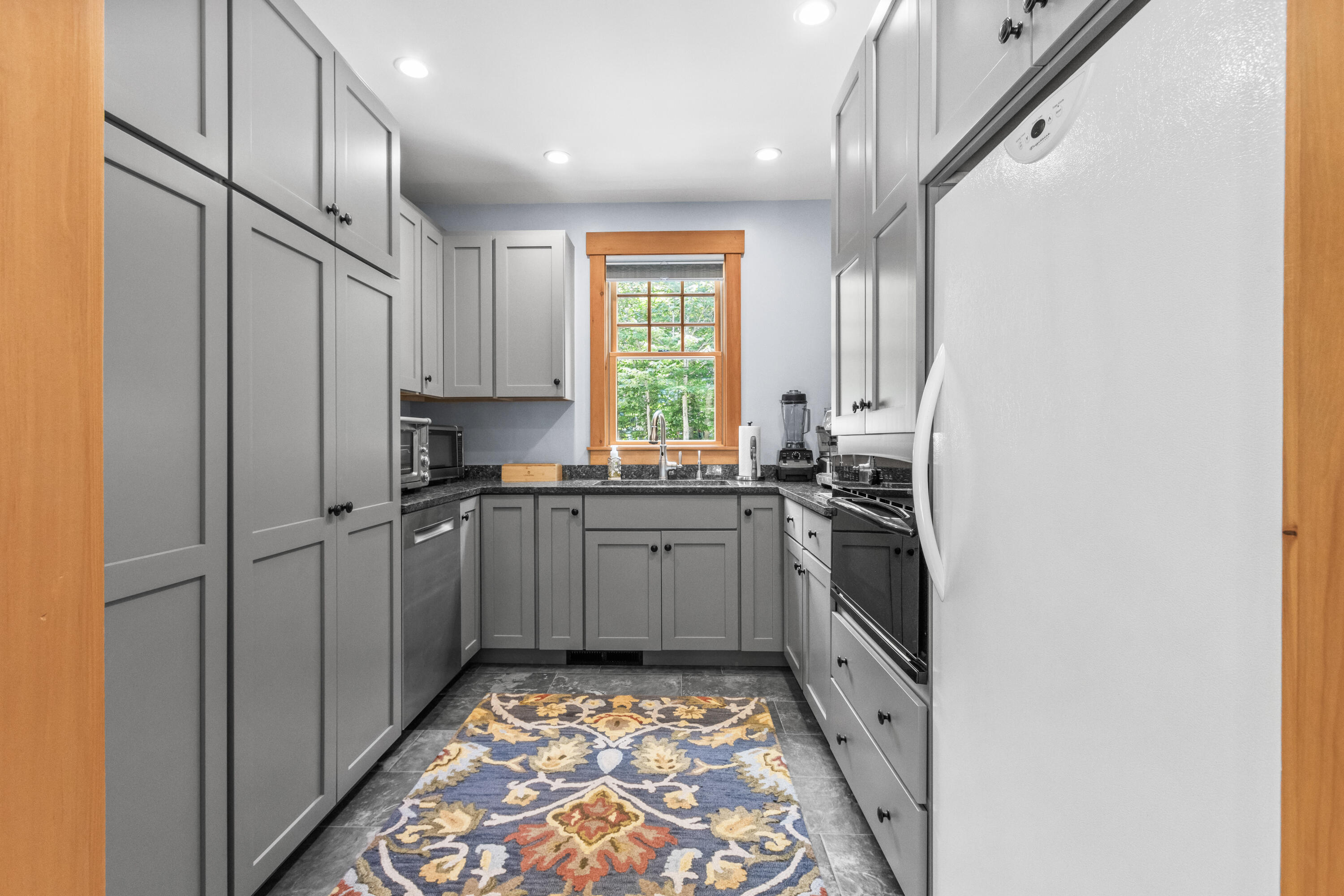Harrison, Maine, 04040, United States, 5 Bedrooms Bedrooms, ,4 BathroomsBathrooms,Residential,For Sale,1885742