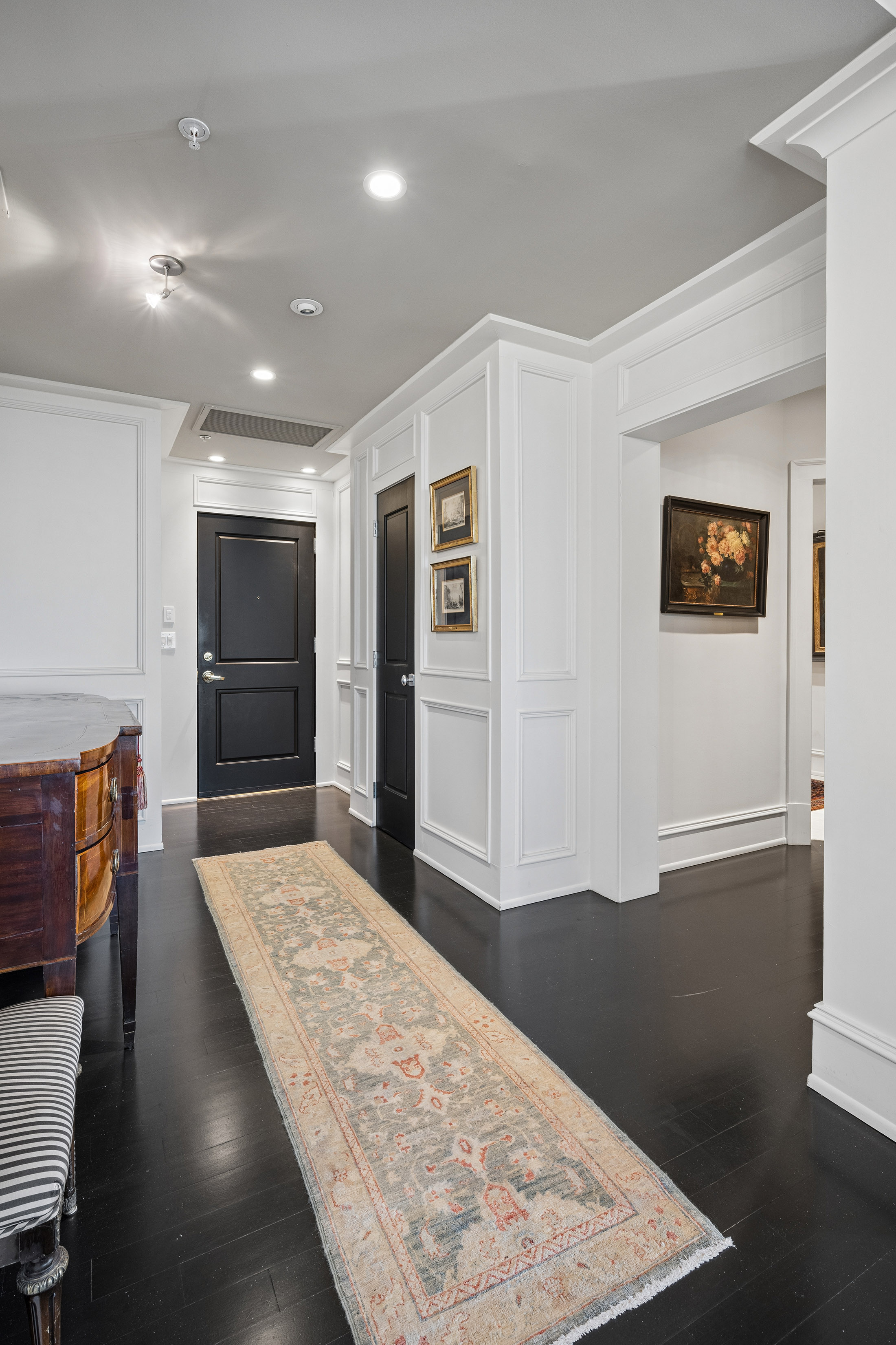  Exceptional Space, Skyline Views, and an Unbeatable Buckhead Location - 物件實景