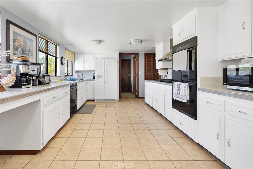 Apple Valley, California, 92307, United States, 4 Bedrooms Bedrooms, ,4 BathroomsBathrooms,Residential,For Sale,1980468