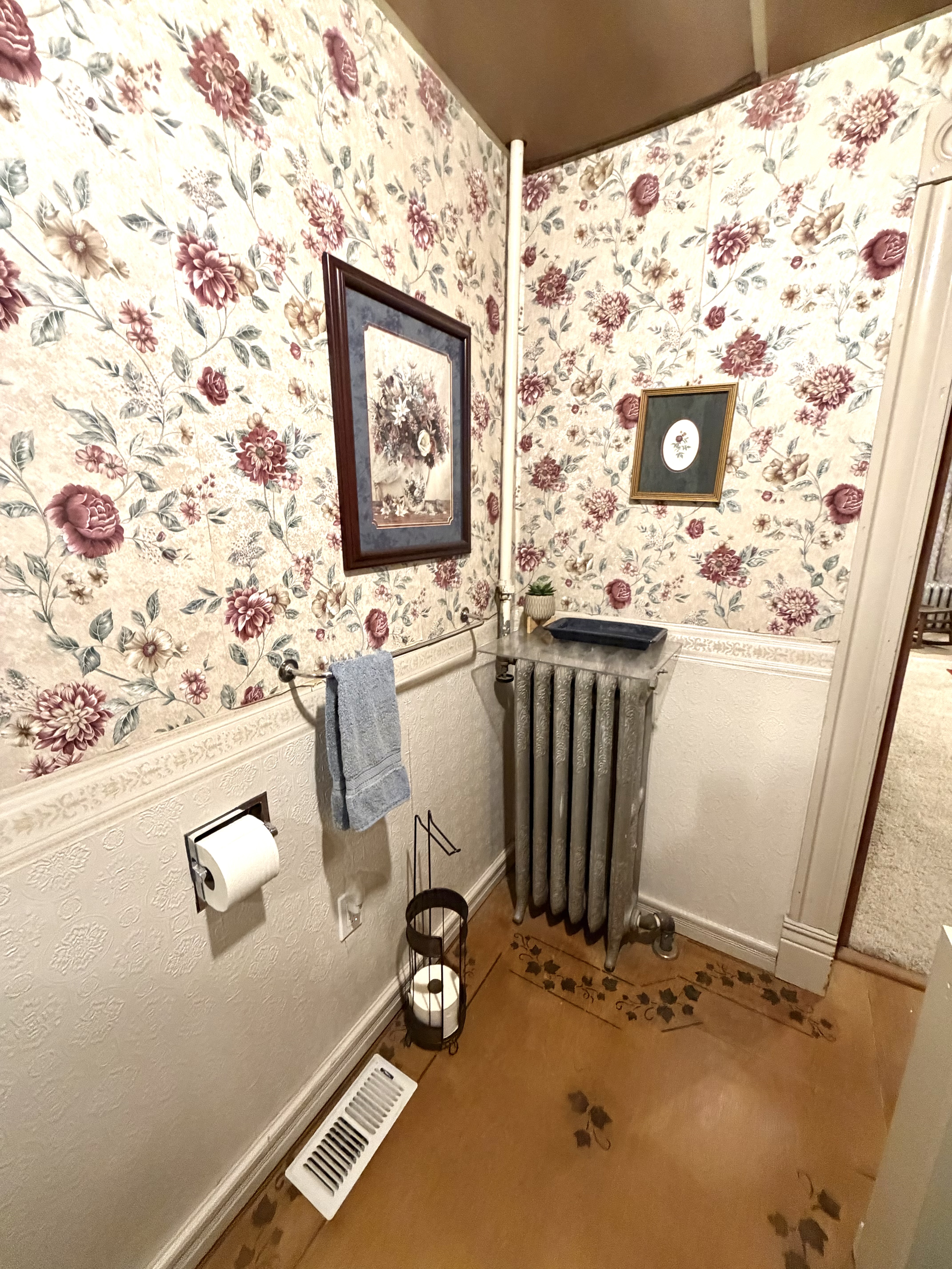 Butte, Montana, 59701, United States, 4 Bedrooms Bedrooms, ,4 BathroomsBathrooms,Residential,For Sale,1995407