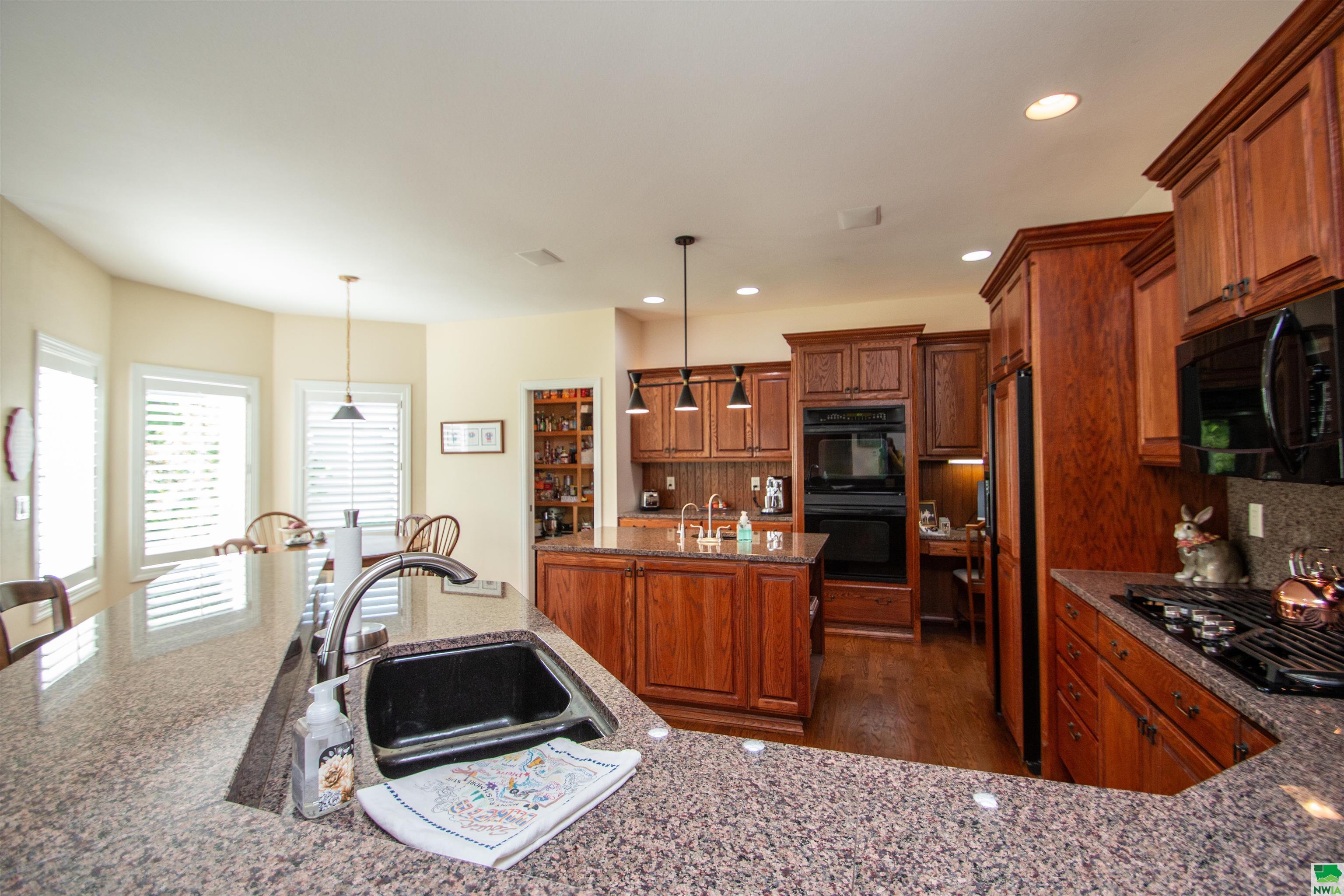 Jefferson, South Dakota, 57038, United States, 5 Bedrooms Bedrooms, ,5 BathroomsBathrooms,Residential,For Sale,1930166