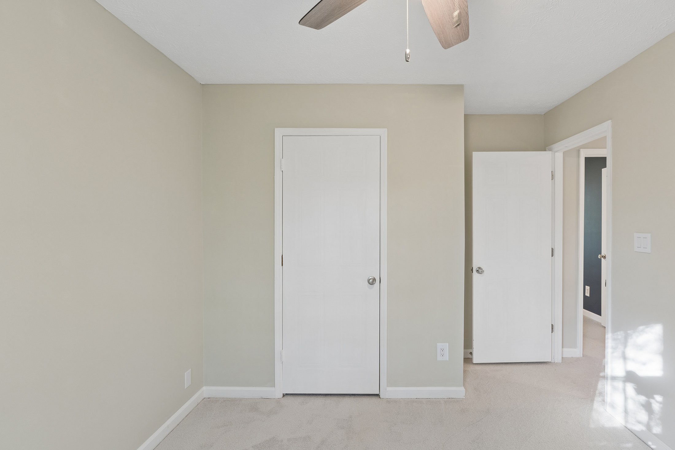  Tree-Lined Traditional in Sought-After Brookwood School District - 物件實景