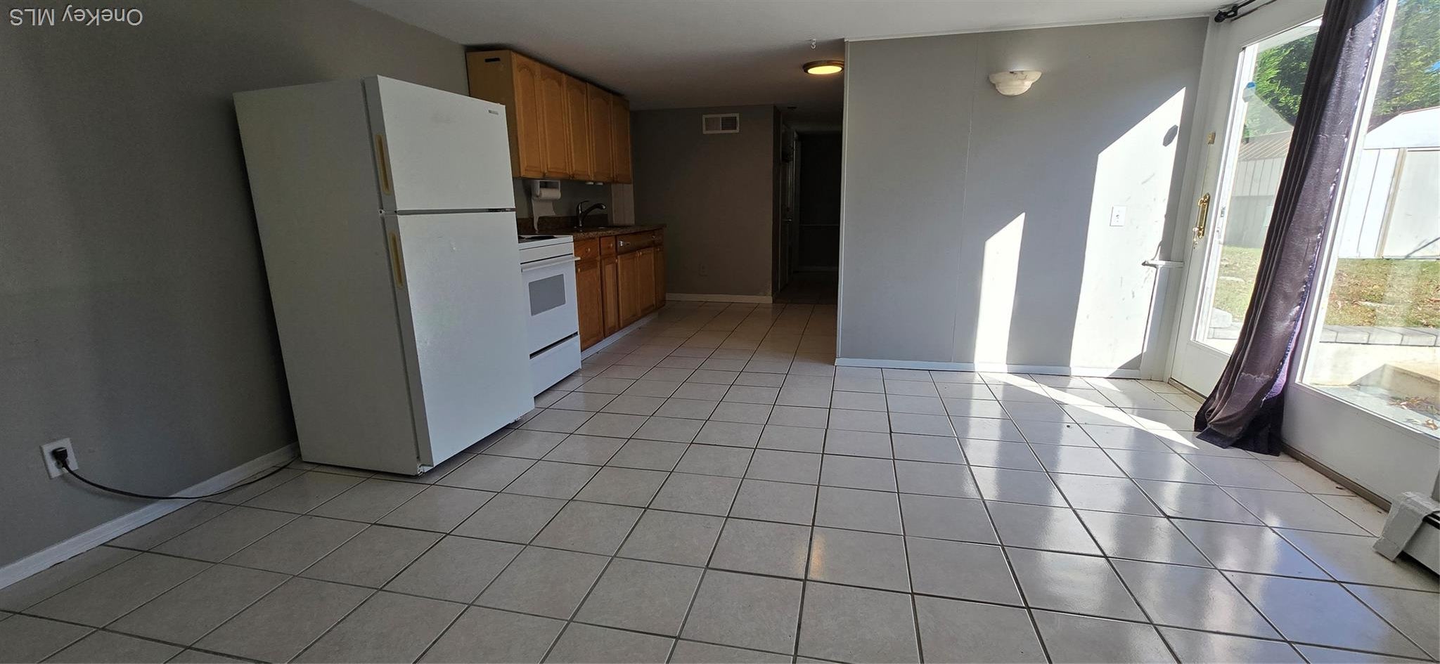 Shirley, New York, 11967, United States, 4 Bedrooms Bedrooms, ,4 BathroomsBathrooms,Residential,For Sale,1924990