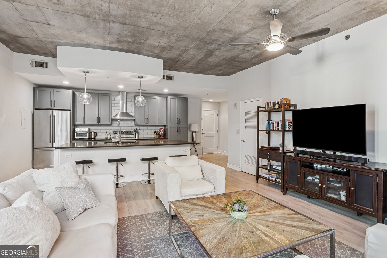 Atlanta, Georgia, 30309, United States, 2 Bedrooms Bedrooms, ,2 BathroomsBathrooms,Residential,For Sale,1964227