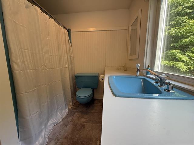 West Windsor, Vermont, 05089, United States, 3 Bedrooms Bedrooms, ,3 BathroomsBathrooms,Residential,For Sale,1921014