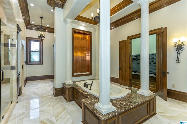 Calera, Alabama, 35040, United States, 5 Bedrooms Bedrooms, ,6 BathroomsBathrooms,Residential,For Sale,2006341