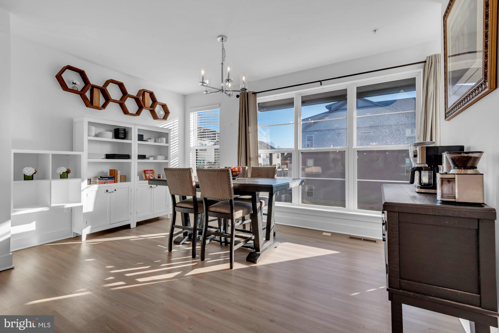 Laurel, Maryland, 20724, United States, 5 Bedrooms Bedrooms, ,5 BathroomsBathrooms,Residential,For Sale,2010373