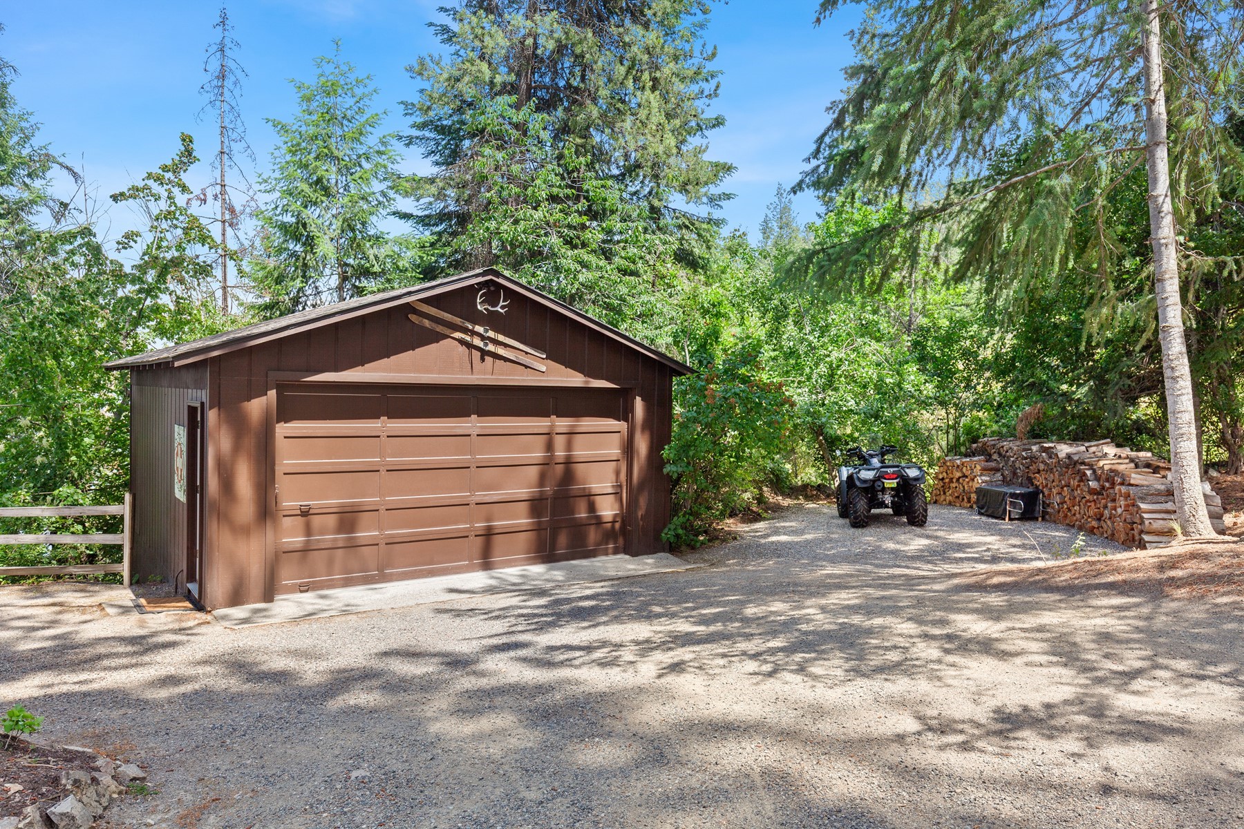  Captivating Upscale Log Lakefront Retreat - 物件實景