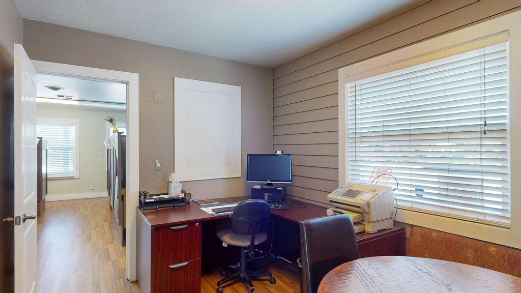 Grass Valley, California, 95945, United States, 2 Bedrooms Bedrooms, ,3 BathroomsBathrooms,Residential,For Sale,1976579