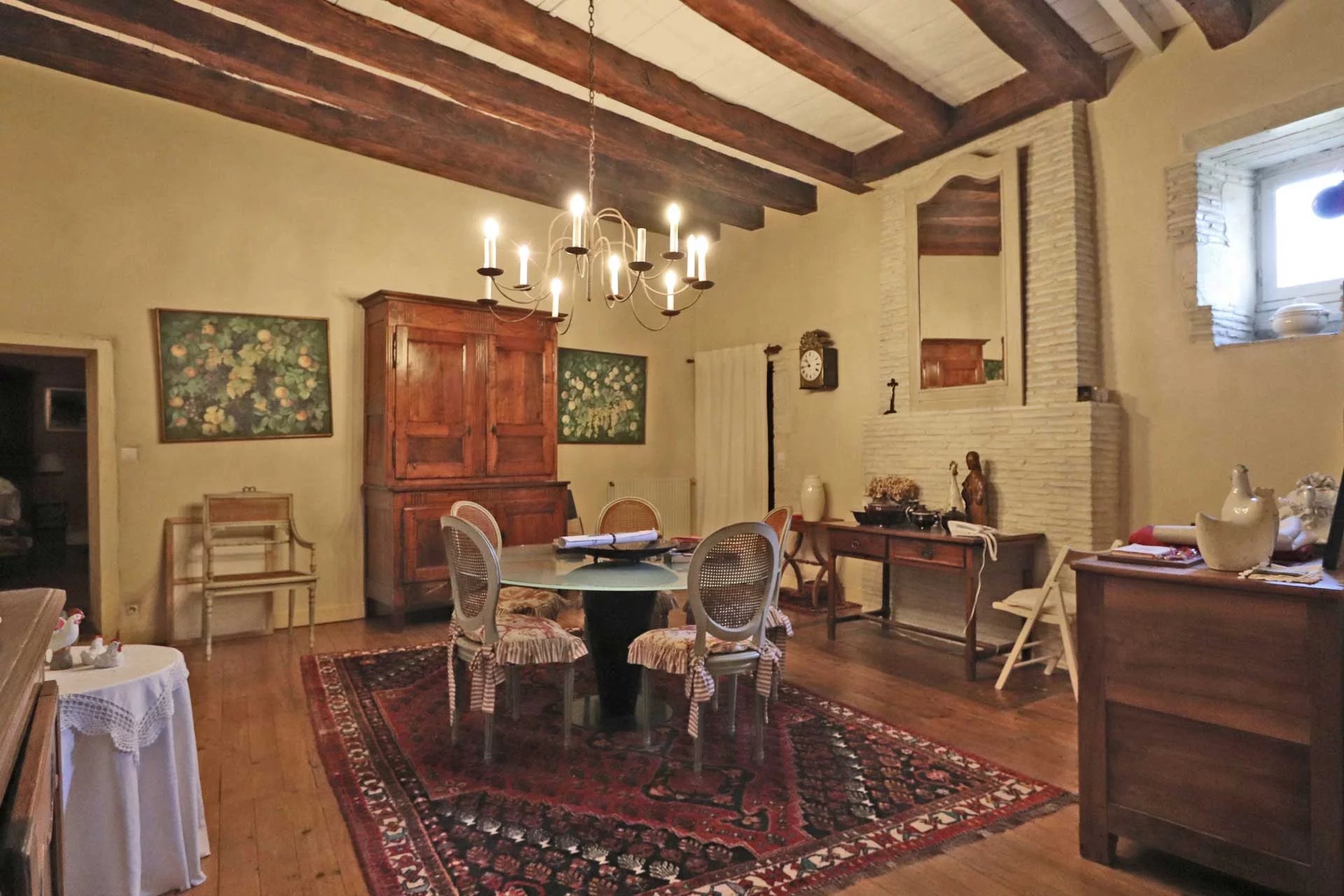 Bergerac, New Aquitaine, 24100, FR, 4 Bedrooms Bedrooms, ,3 BathroomsBathrooms,Residential,For Sale,1996002