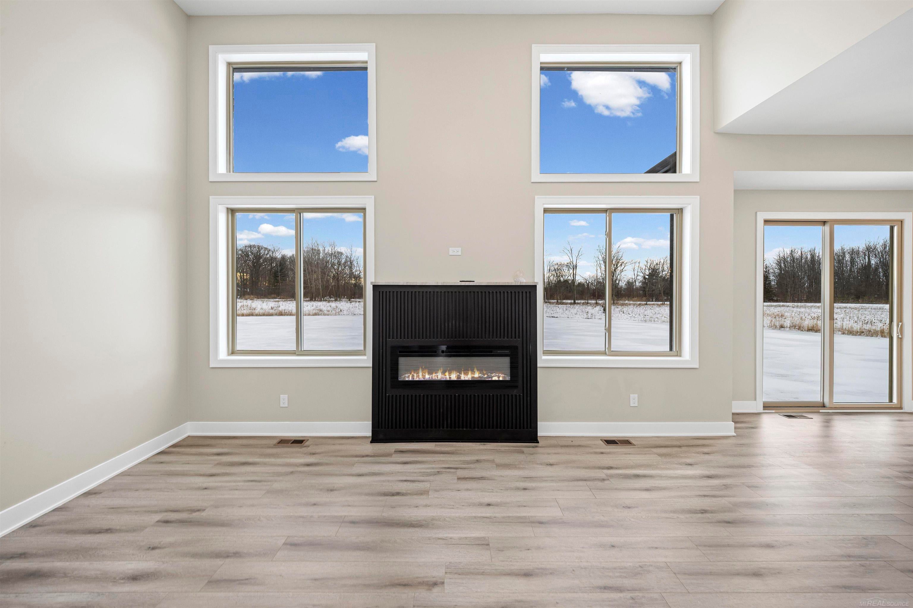 Richmond, Michigan, 48062, United States, 3 Bedrooms Bedrooms, ,3 BathroomsBathrooms,Residential,For Sale,2027528